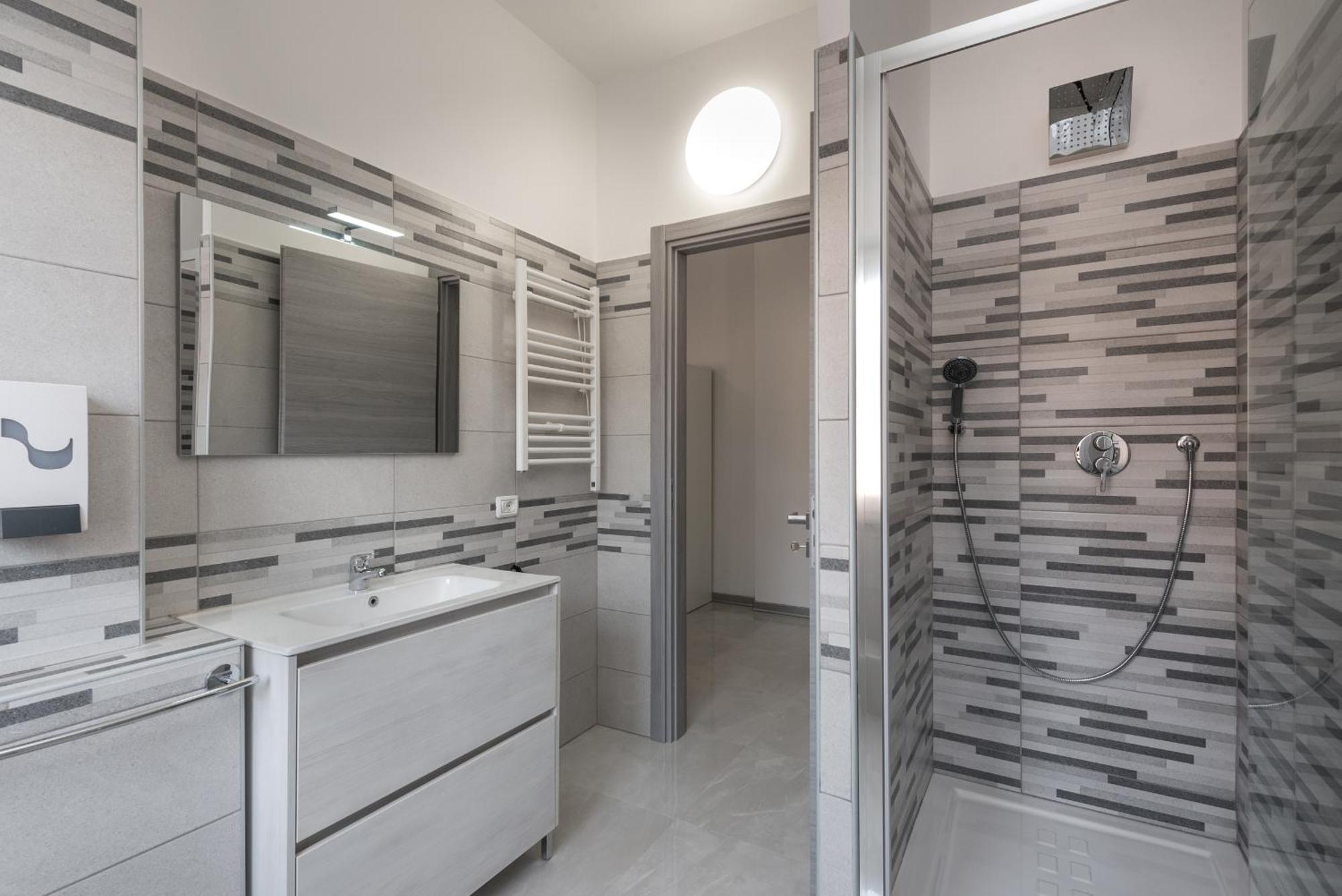 Travelershome Ciampino Airport Guesthouse 600M To Airport Esterno foto