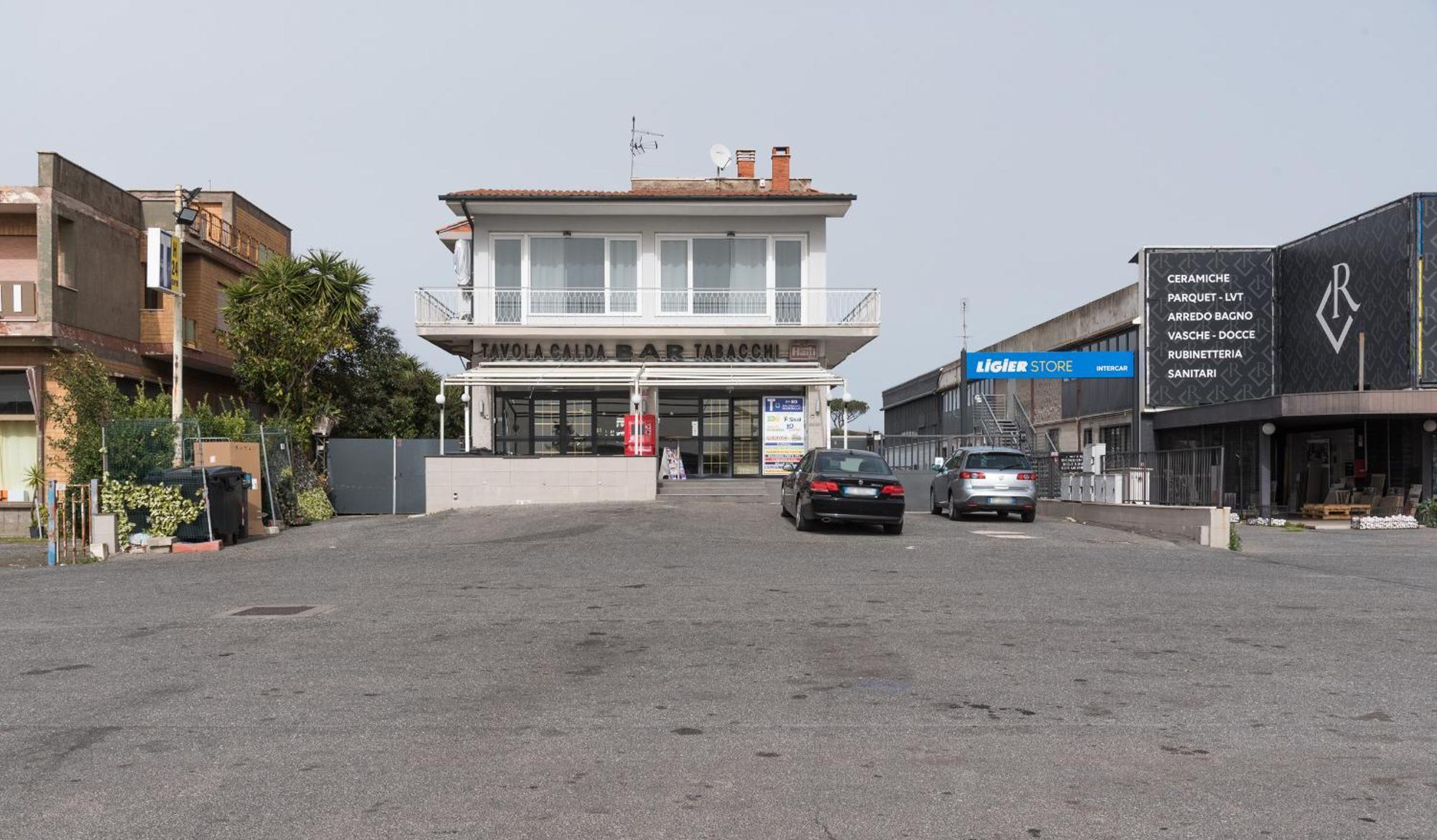 Travelershome Ciampino Airport Guesthouse 600M To Airport Esterno foto