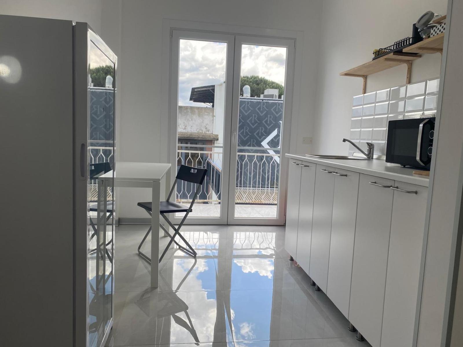Travelershome Ciampino Airport Guesthouse 600M To Airport Esterno foto