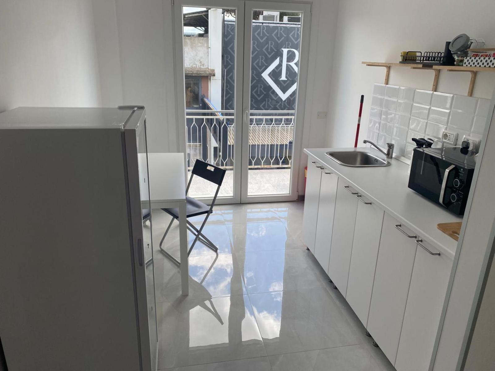 Travelershome Ciampino Airport Guesthouse 600M To Airport Esterno foto